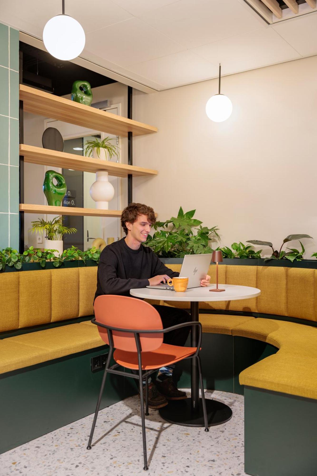 Maxhotel Amsterdam Airport Schiphol - Recently Renovated Hoofddorp Ngoại thất bức ảnh
